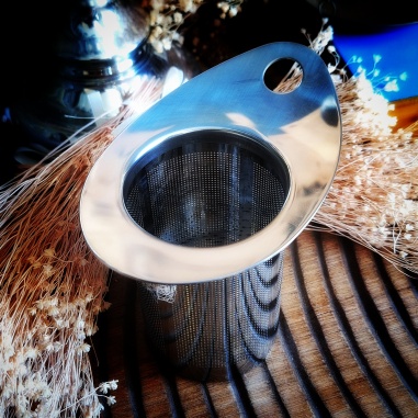 Filtre à thé permanent métal aspect argenté