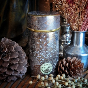 Boîte Soie de Kobé 150gr vermeil impérial