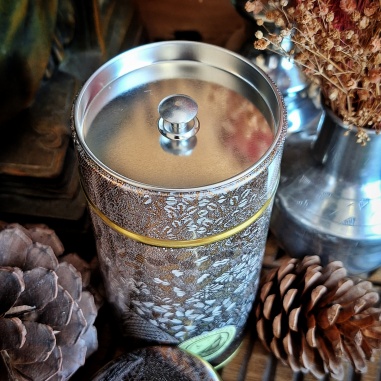 Boîte Soie de Kobé 150gr vermeil impérial