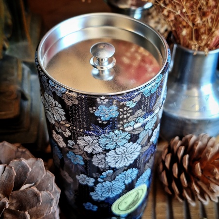 Boîte Soie de Kobé 150gr bleue saphir