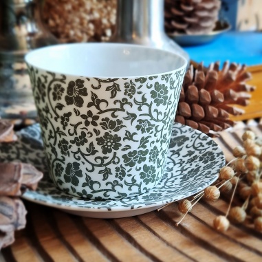 Tasse Kutani camelia porcelaine fine du Japon