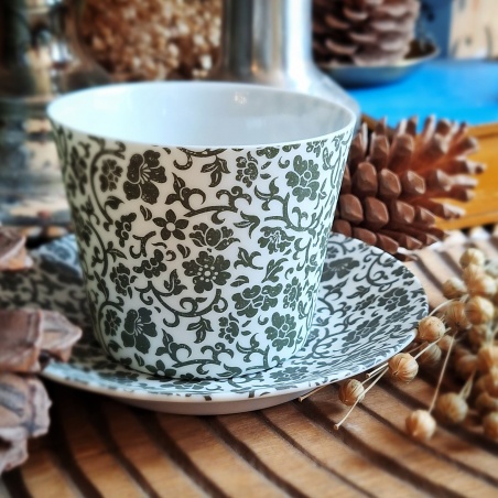 Tasse Kutani camelia porcelaine fine du Japon