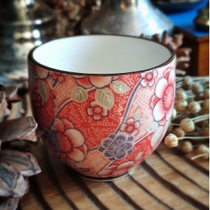 Tasse Kyuden rose porcelaine du Japon 2