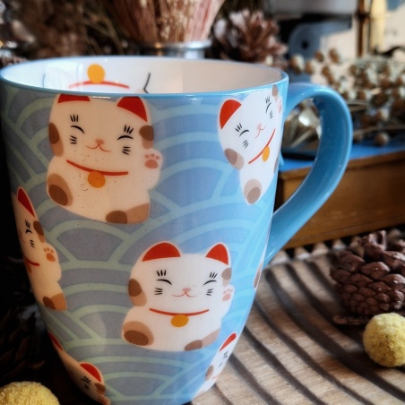 Tasse Maneki, (le chat mignon)