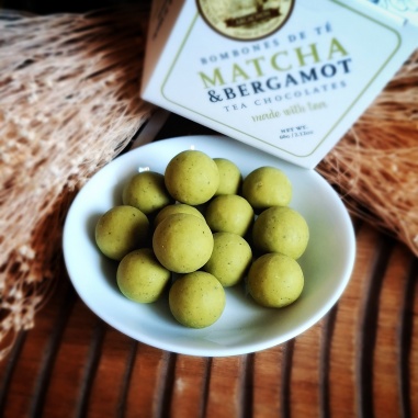 Billes de chocolat blanc matcha & bergamotte