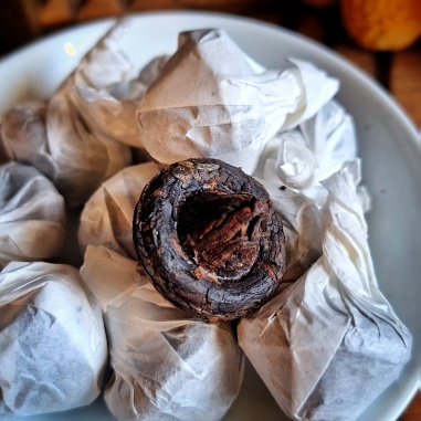 Récolte d'Ambre de Simao, thé compréssé