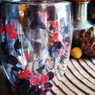 Tasse verre "Sortilège" rouge et noire