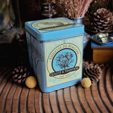 Boîte Violette de Bergame, thé vert 150 grammes