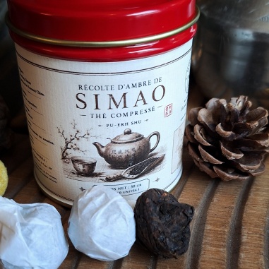 Récolte d'ambre de Simao, thé compréssé