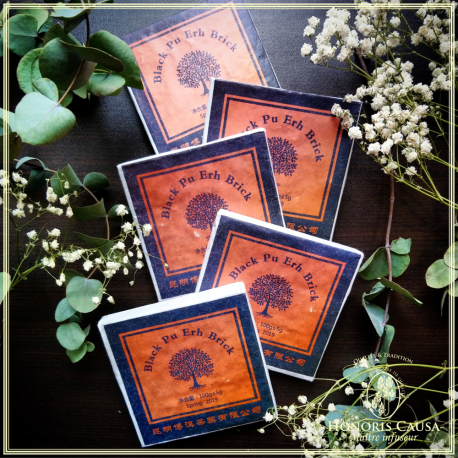 Pu'er, Brique de thé noir 100 GR millésime 2019.