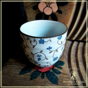 Tasse "Kami" anémone bleue porcelaine du Japon
