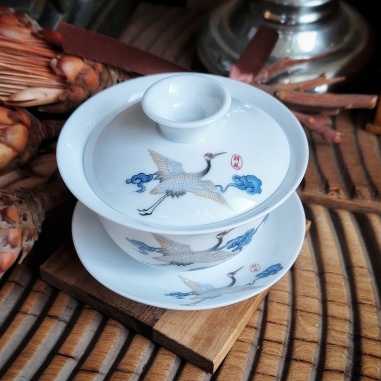 Tasse gaïwan danse de la grue, porcelaine fine Tasse gaïwan danse de la grue, porcelaine fine