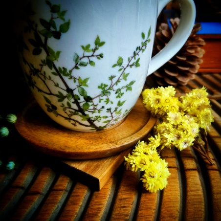 Tasse Aubépine, couvercle bois d'acacia.