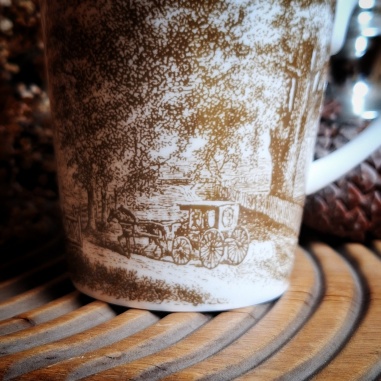 Tasse à couvercle "Ville d'hiver"