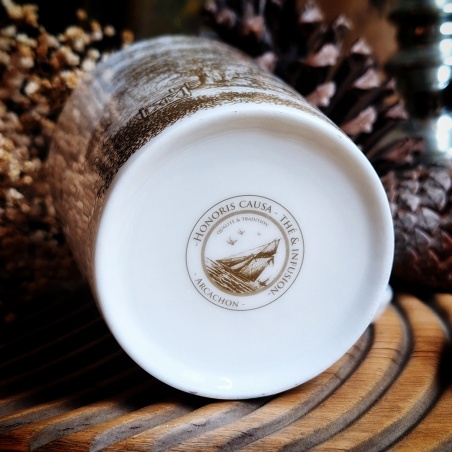 Tasse à couvercle "Ville d'hiver"