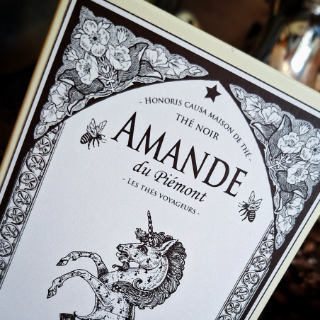 Amande du Piémont, thé noir sachets individuels