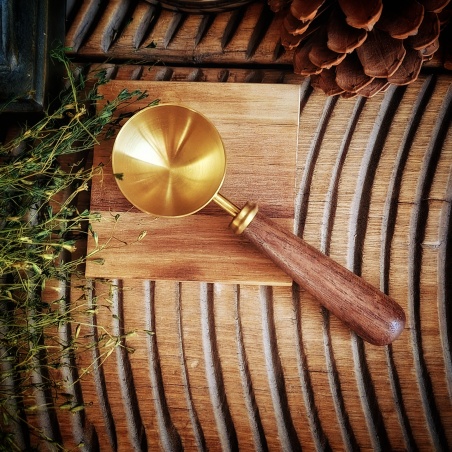 Mesure à thé 1857 cuivré