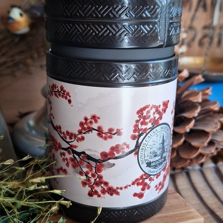 Boîte Ume (Le prunier), métal 100gr