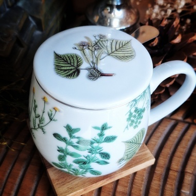 Tasse tilleul de France couvercle et filtre intégré