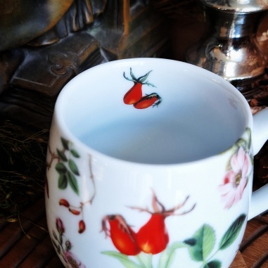 Tasse églantine, couvercle et filtre intégré